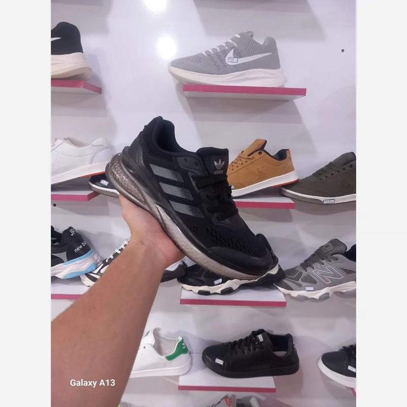 کفش اسپرت مردانه ادیداس مشکی زیره کپسولی